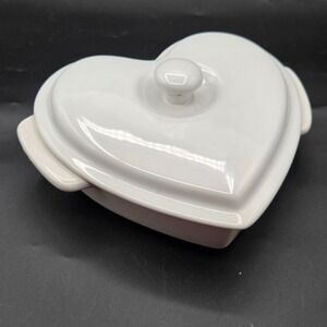 Chantal White Heart Shaped Covered Casserole Baking Dish 1 Quart